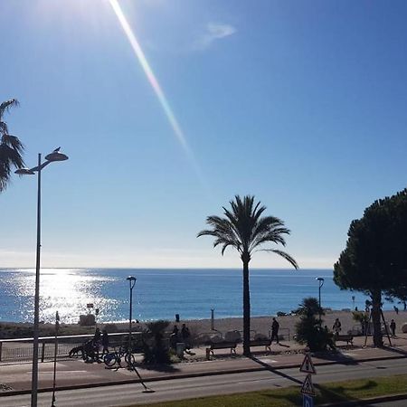 Front De Mer,Plage, Piscine, Parking Cagnes-sur-Mer Dış mekan fotoğraf