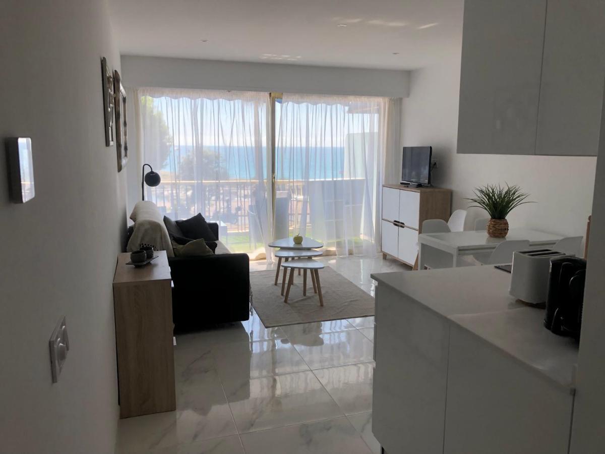 Front De Mer,Plage, Piscine, Parking Cagnes-sur-Mer Dış mekan fotoğraf