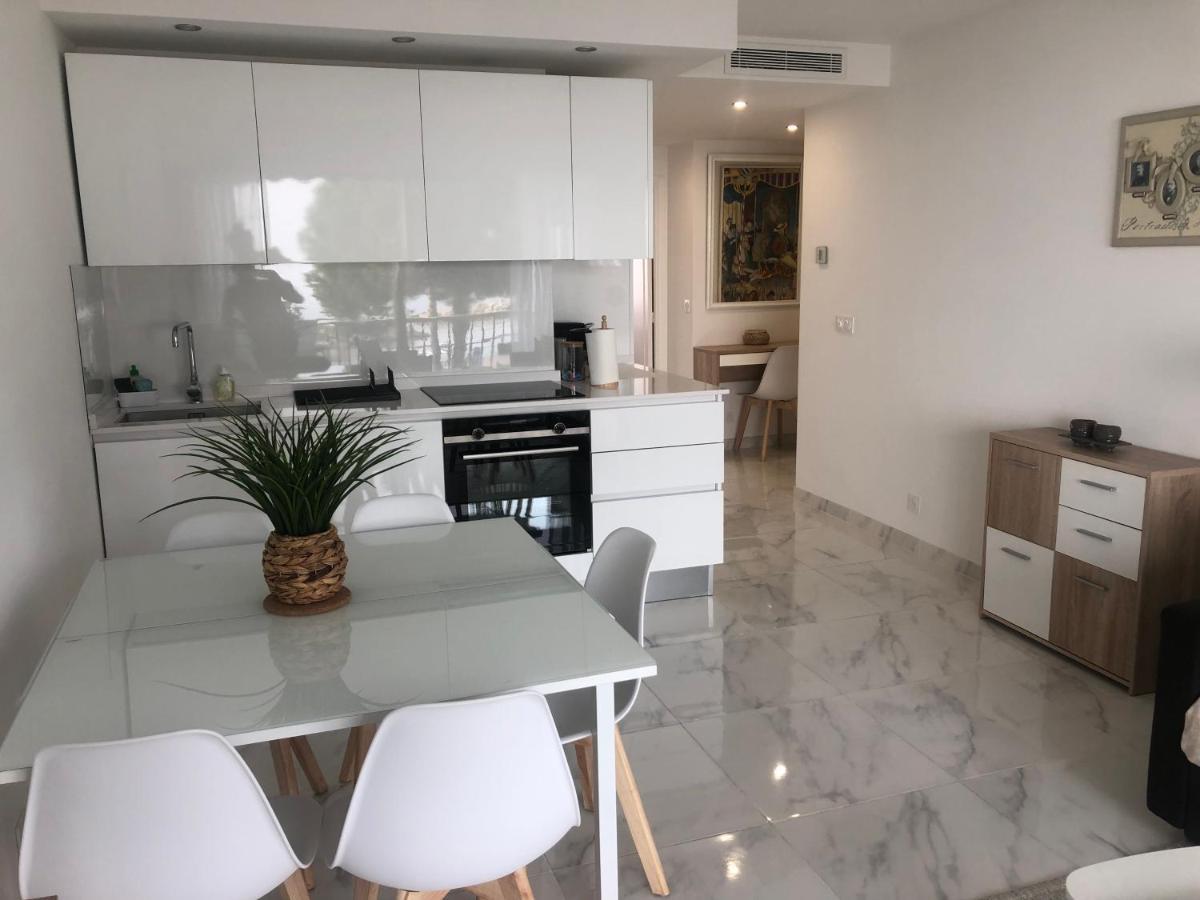 Front De Mer,Plage, Piscine, Parking Cagnes-sur-Mer Dış mekan fotoğraf