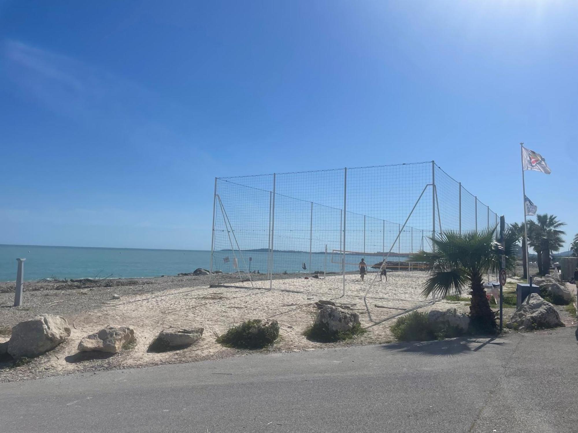 Front De Mer,Plage, Piscine, Parking Cagnes-sur-Mer Dış mekan fotoğraf