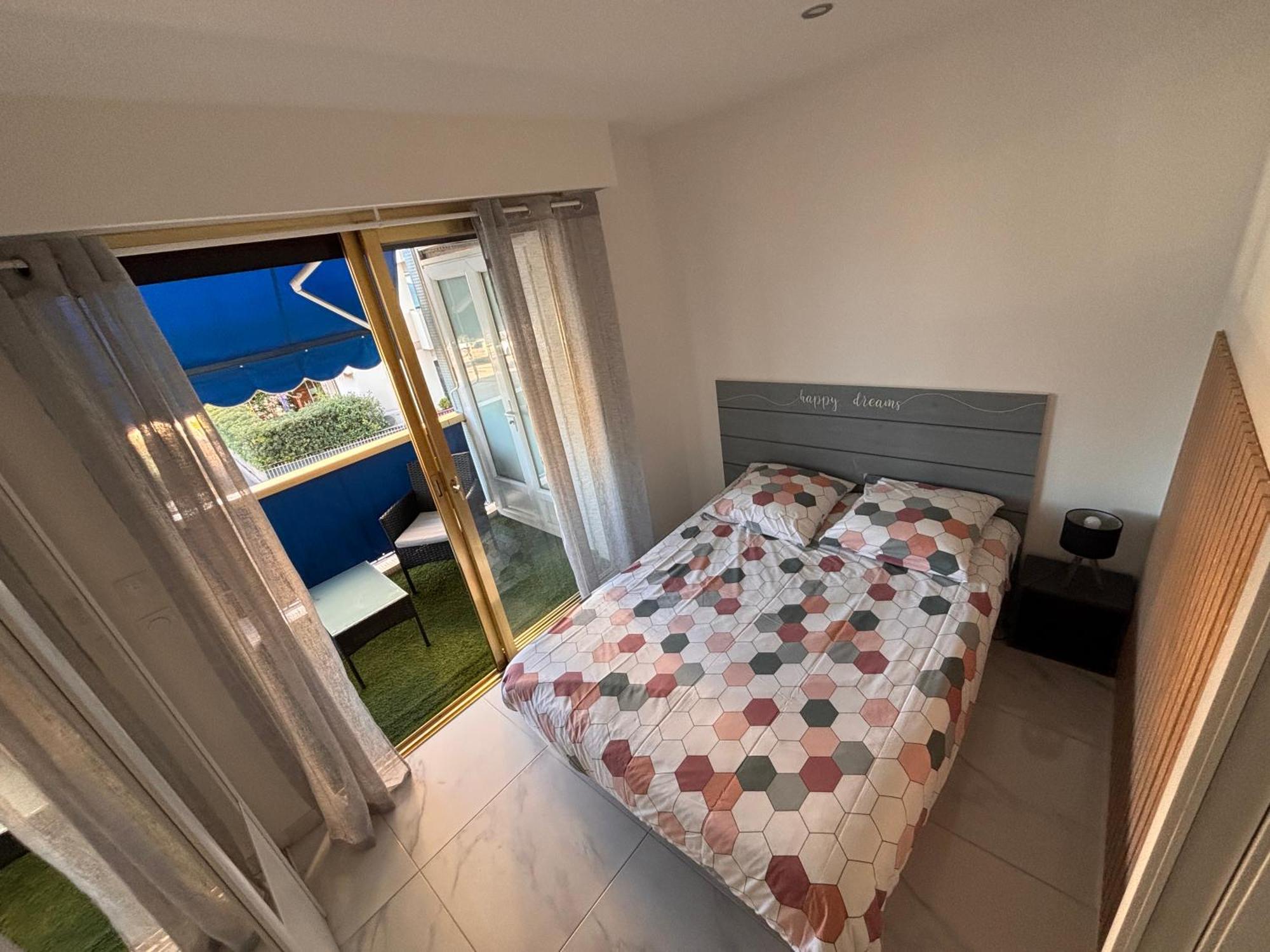 Front De Mer,Plage, Piscine, Parking Cagnes-sur-Mer Dış mekan fotoğraf