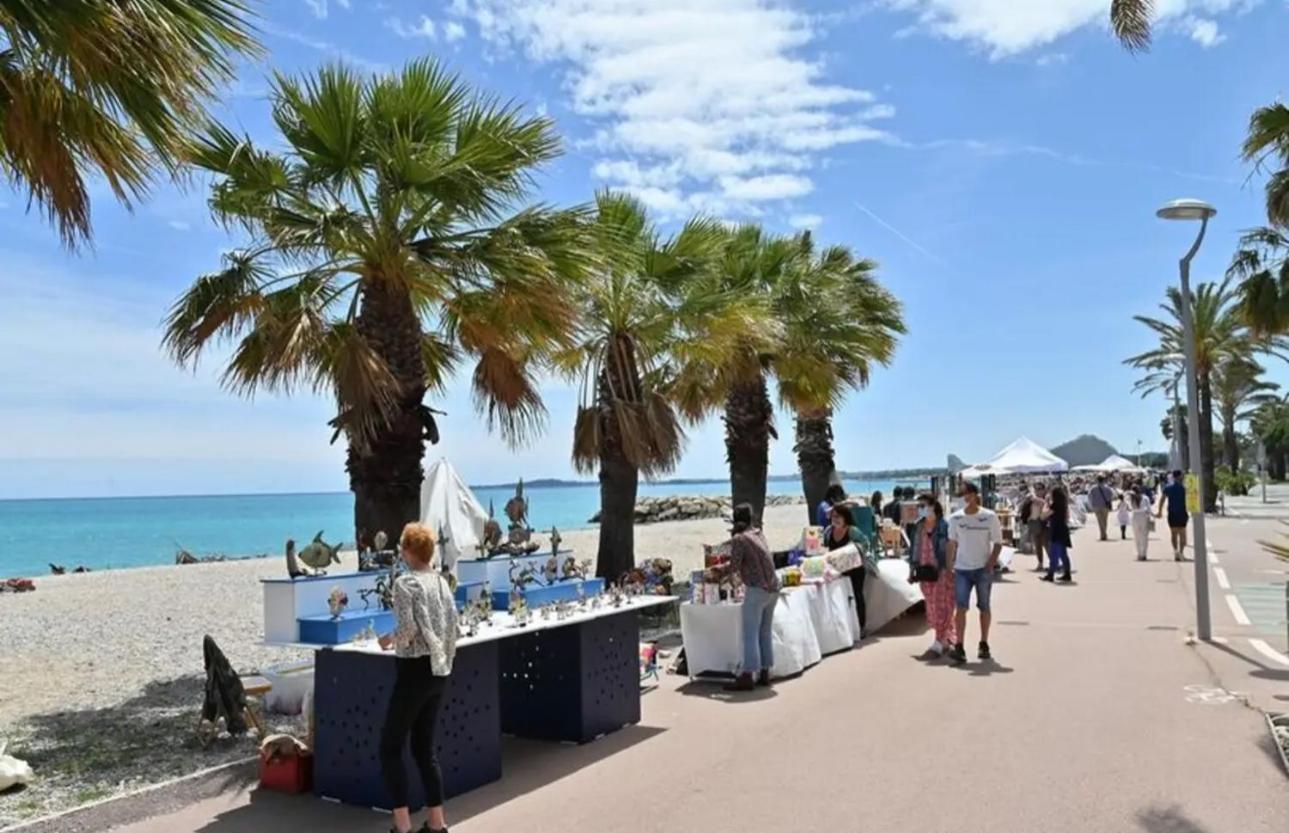Front De Mer,Plage, Piscine, Parking Cagnes-sur-Mer Dış mekan fotoğraf
